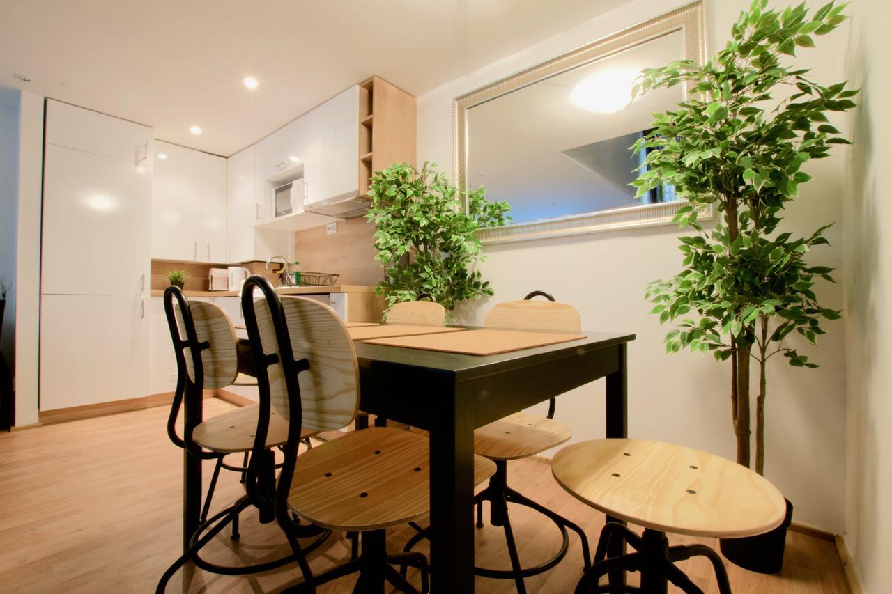 Standard Apartment By Hi5 - Terez 29 Budapest Exterior photo